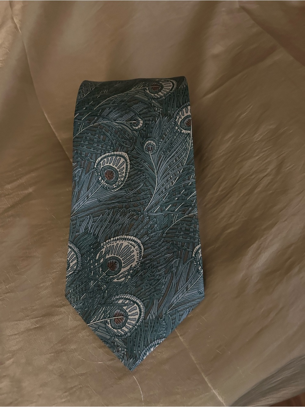 liberty Teal Peacock 100% silk Feather Pattern Men's Tie
